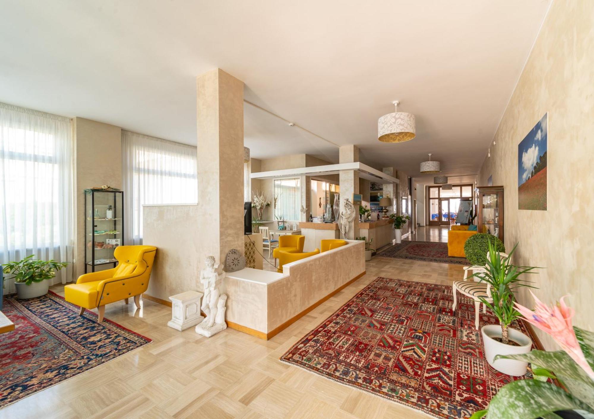 Hotel Casadei Fano Exteriör bild
