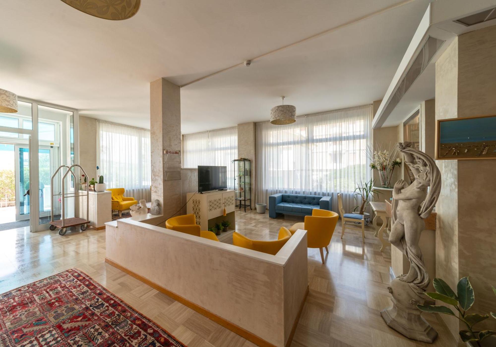 Hotel Casadei Fano Exteriör bild