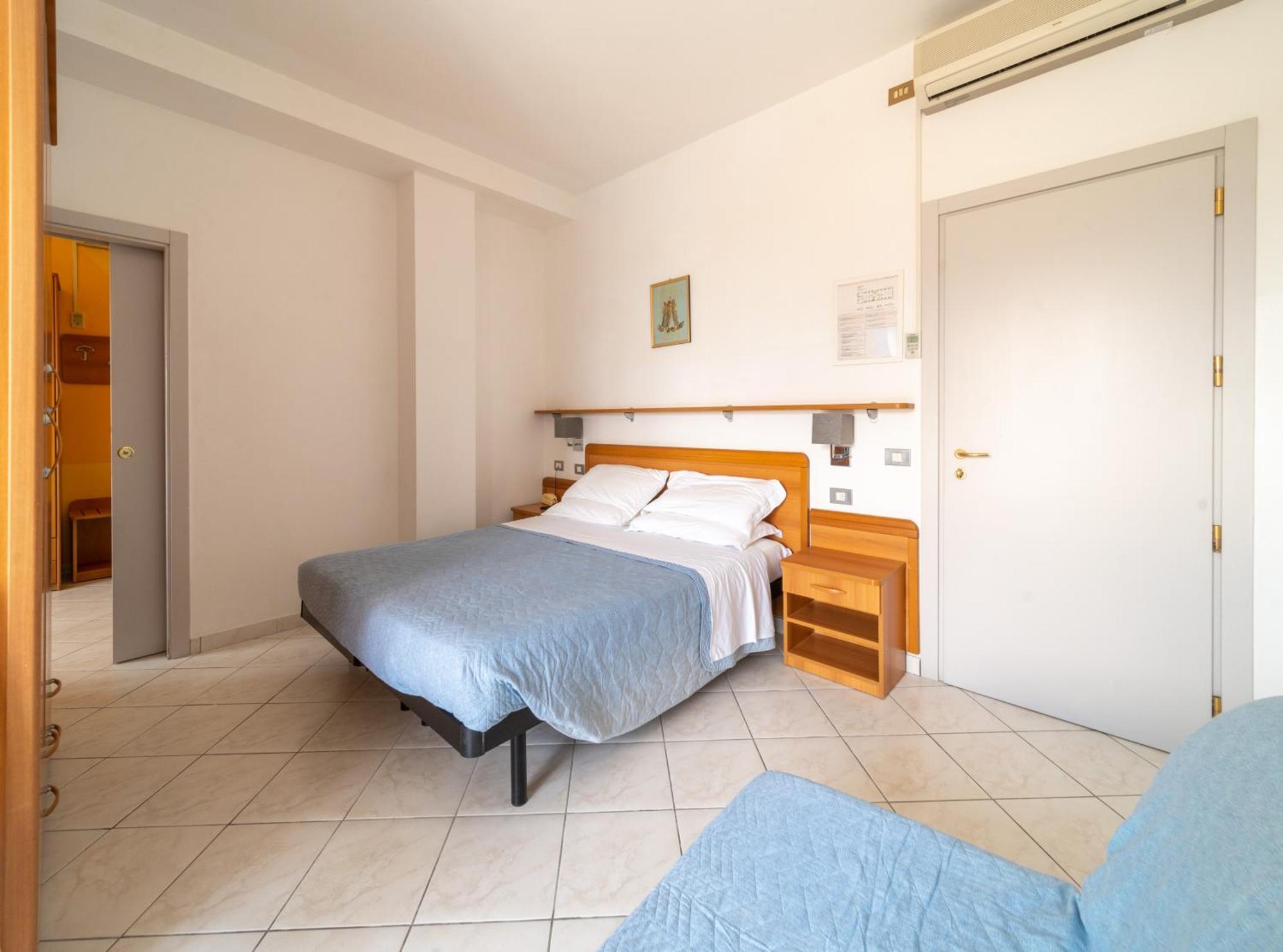 Hotel Casadei Fano Exteriör bild